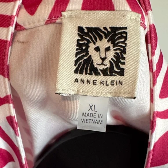 Anne Klein Pink and White Geometric Sleeveless Top XL - Picture 2 of 5
